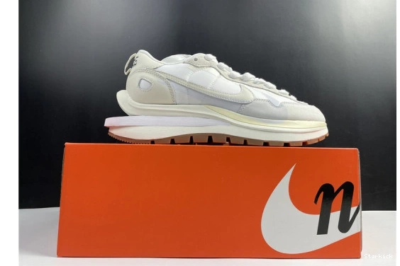Sail Gum Sacai Nike Vaporwaffle DD1875-100 0320